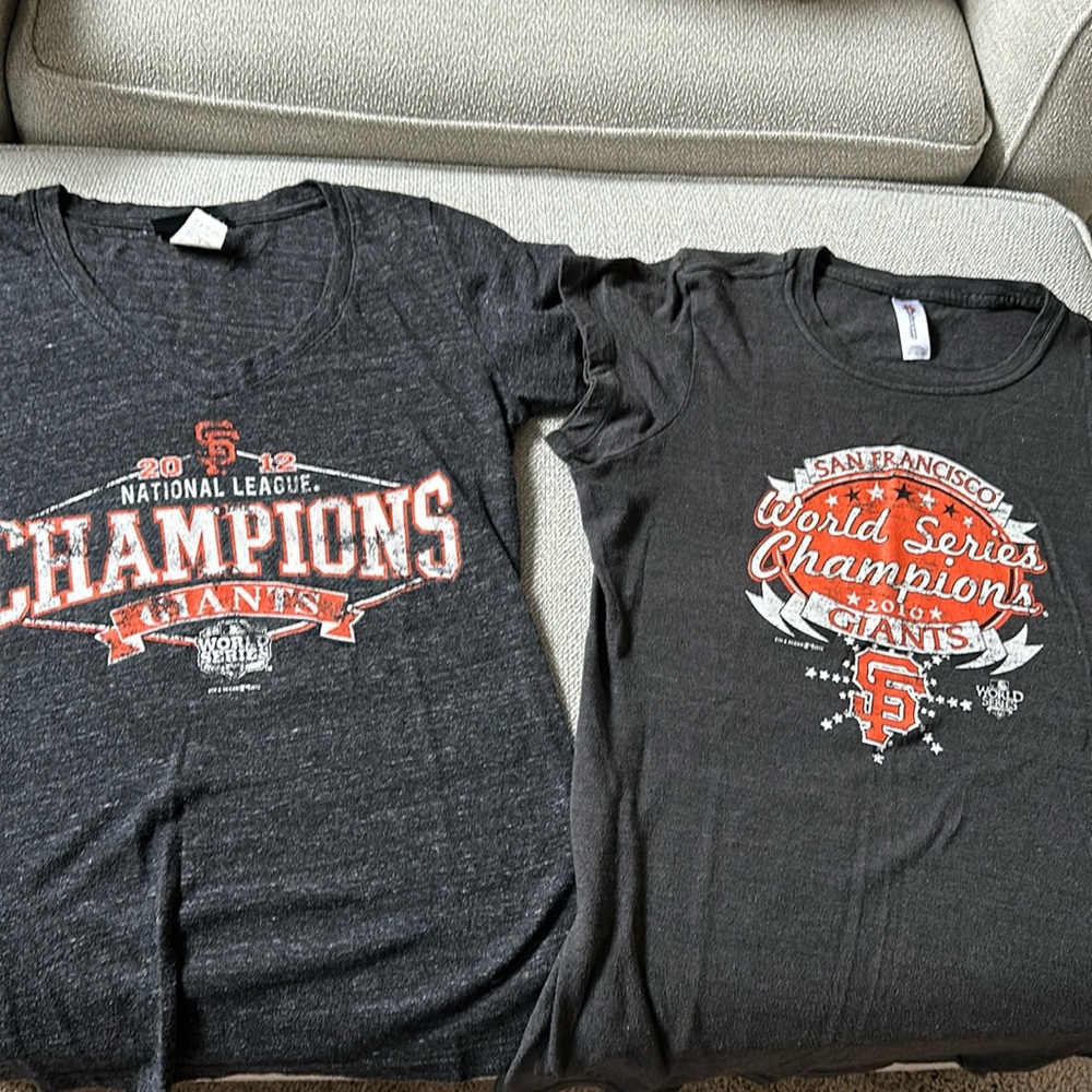 2 t shirts